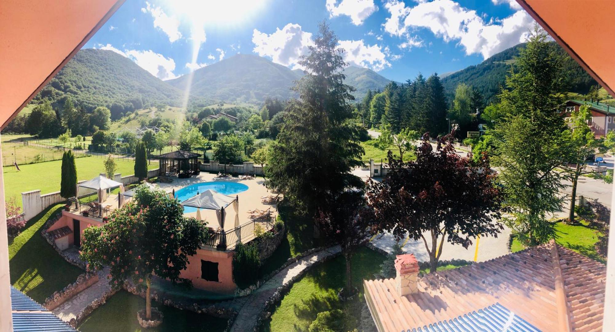 פסקאסרולי Hotel Bucaneve מראה חיצוני תמונה