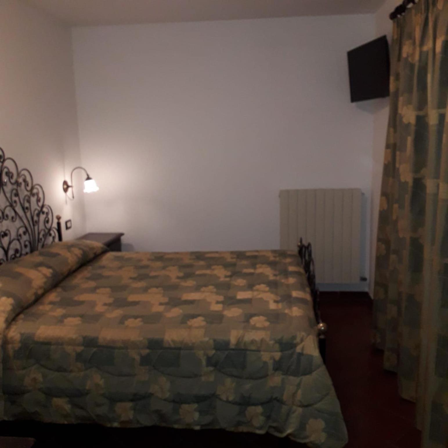 פסקאסרולי Hotel Bucaneve מראה חיצוני תמונה